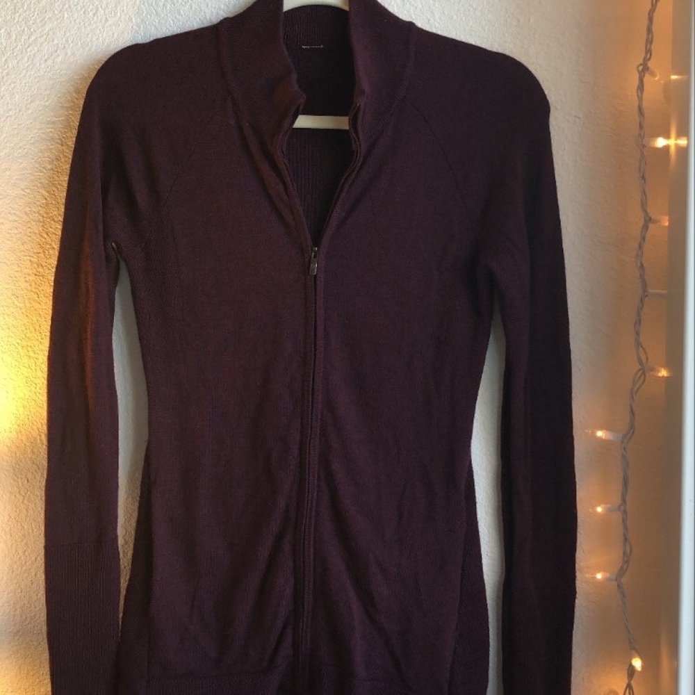 Lululemon jacket size 4 full zip